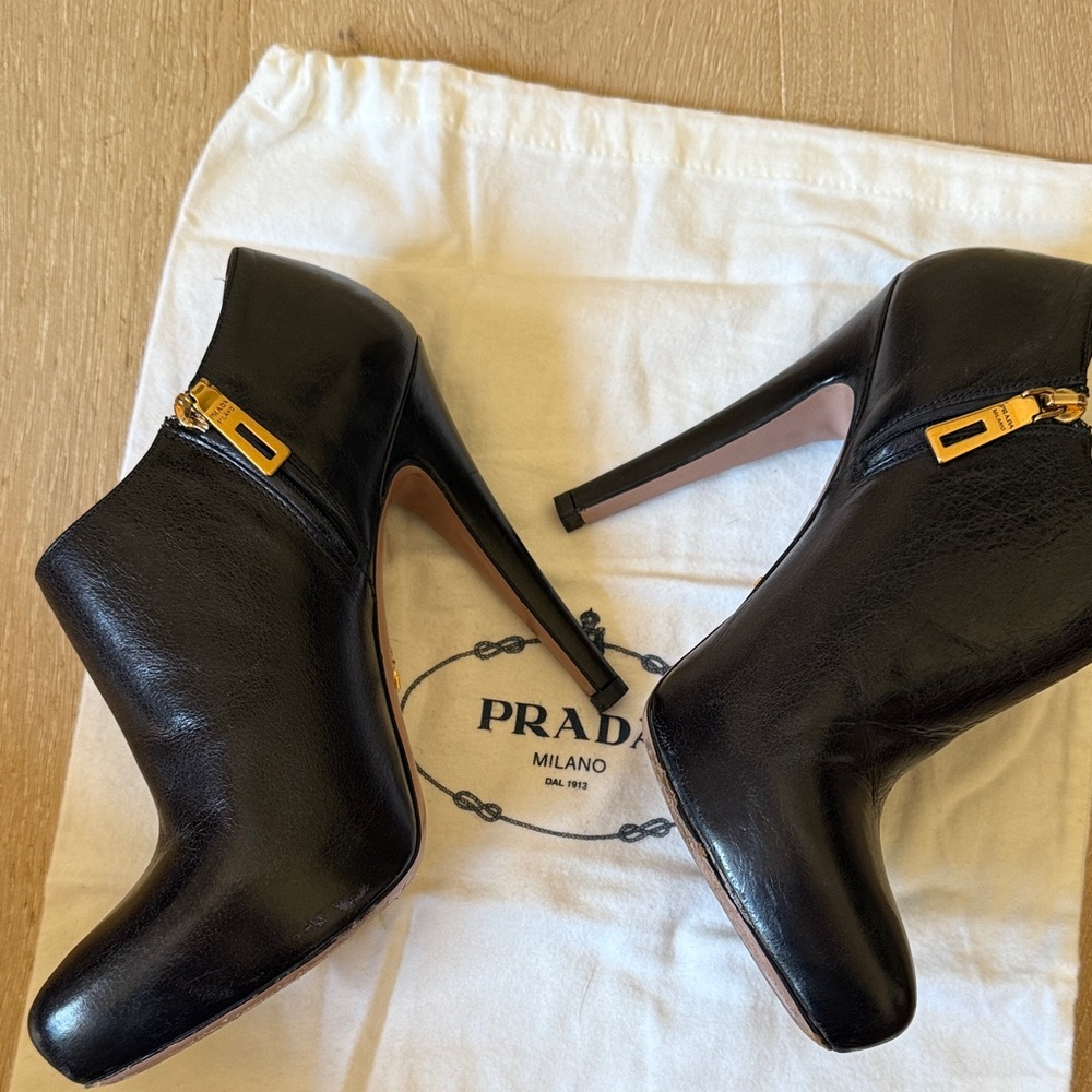 Prada Black Heeled Leather Boots - Picture 9 of 11